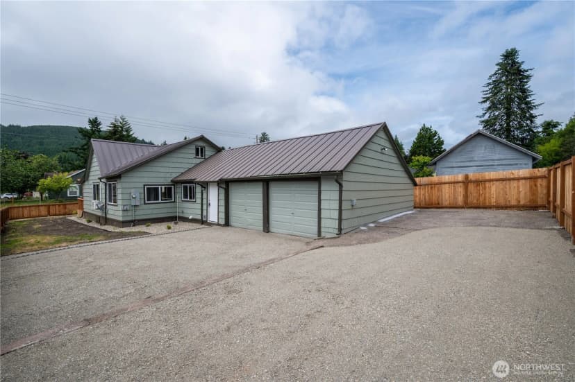 Property photo for 1203 Larch Street, Raymond photo 30