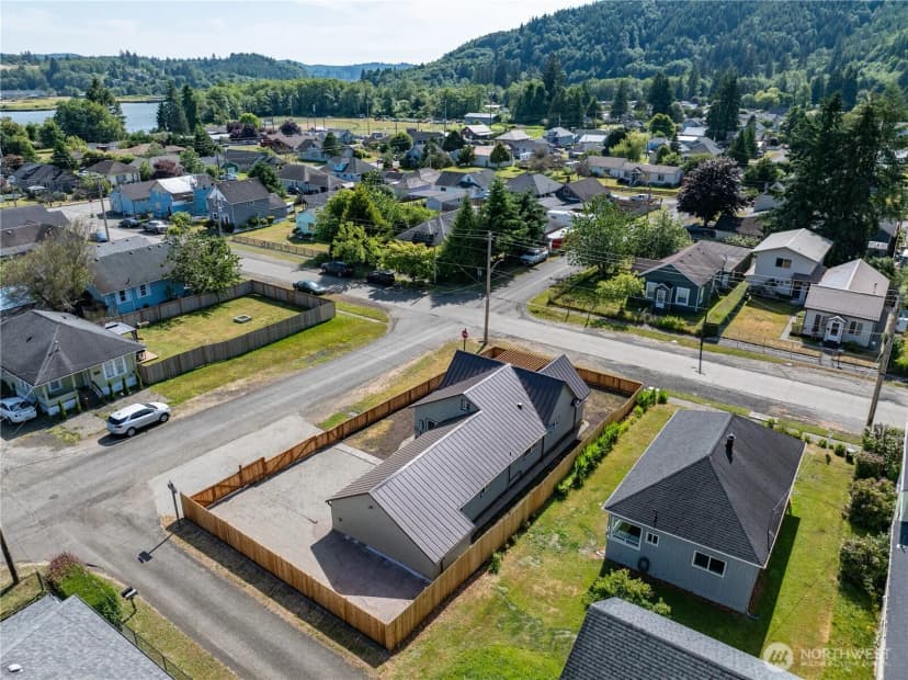 Property photo for 1203 Larch Street, Raymond photo 36