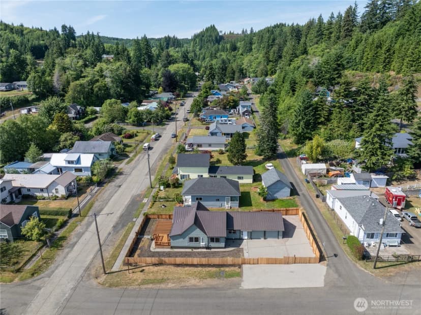 Property photo for 1203 Larch Street, Raymond photo 33