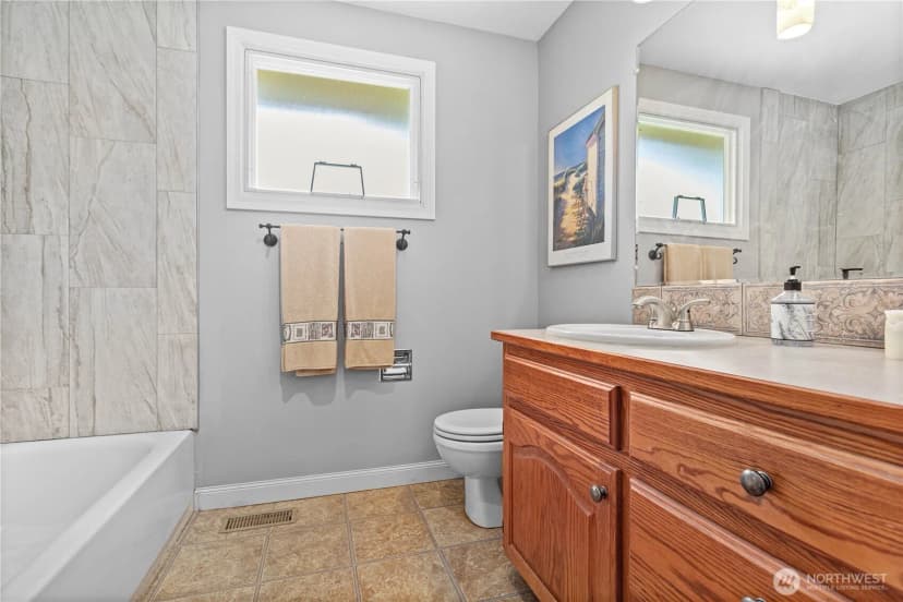 Property photo for 8374 W Meadow Lane, Lynden photo 24