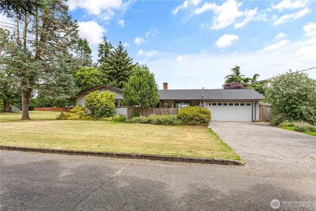 Property photo for 8374 W Meadow Lane, Lynden