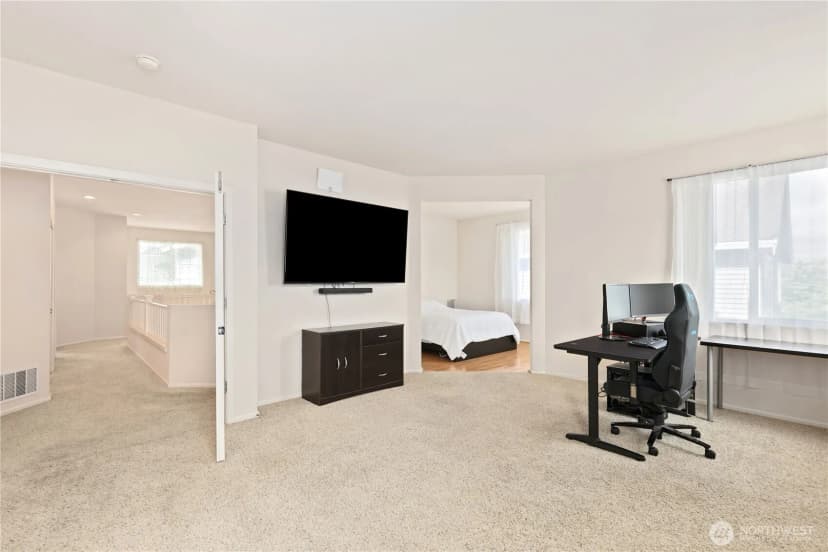 Property photo for 6778 Montevista Drive Se, Auburn photo 17