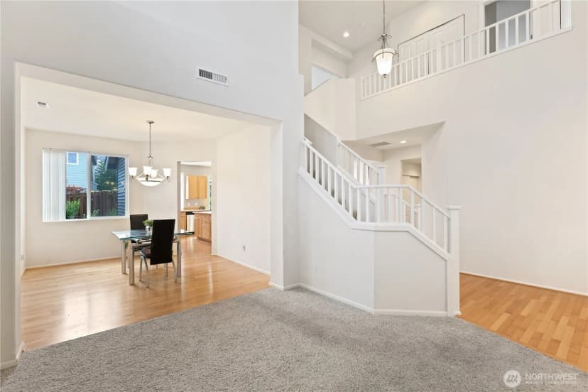 Property photo for 6778 Montevista Drive Se, Auburn photo 3