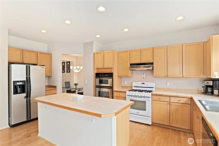 Property photo for 6778 Montevista Drive Se, Auburn photo 8