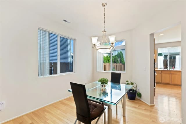 Property photo for 6778 Montevista Drive Se, Auburn photo 4