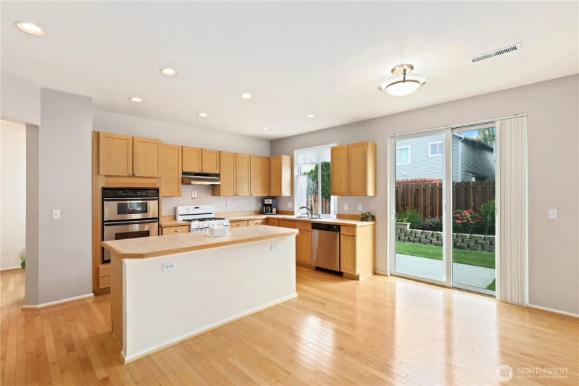 Property photo for 6778 Montevista Drive Se, Auburn photo 6