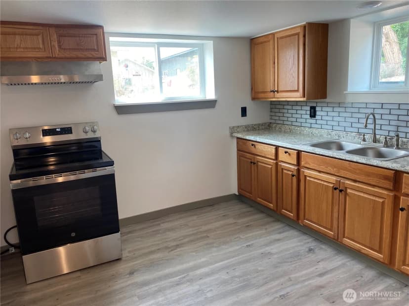 Property photo for 604 Sw 4th Street, College Place photo 26