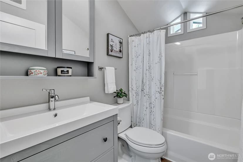 Property photo for 10629 Se 244th Street, Kent photo 27