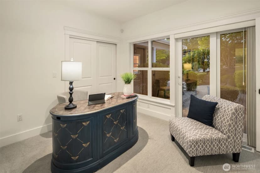 Property photo for 10133 Ne 113th Place, Kirkland photo 23