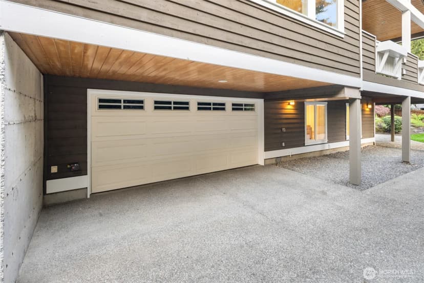 Property photo for 10133 Ne 113th Place, Kirkland photo 8