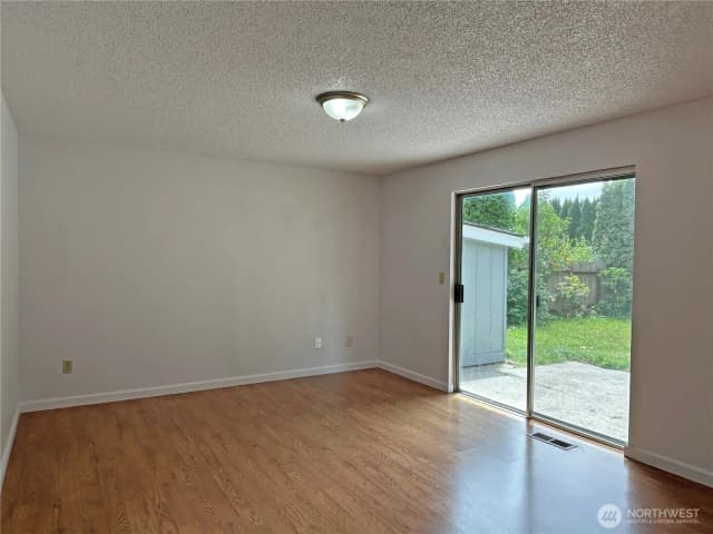Property photo for 5519 65th Avenue Se, Olympia photo 3