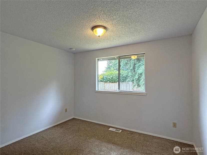 Property photo for 5519 65th Avenue Se, Olympia photo 11