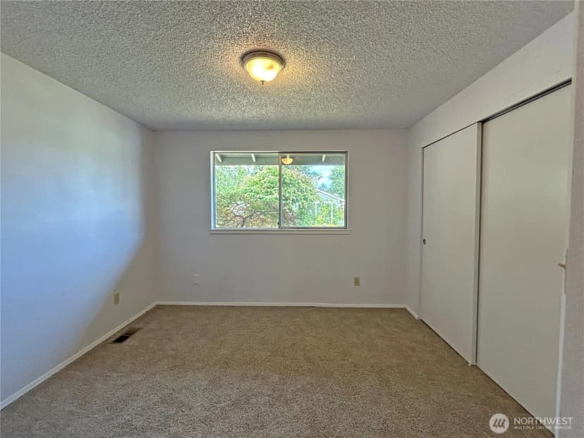 Property photo for 5519 65th Avenue Se, Olympia photo 6