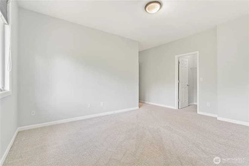 Property photo for 15518 129th Avenue Ne, Woodinville photo 32
