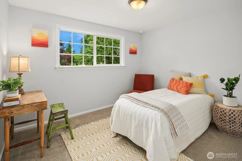 Property photo for 4952 Milwaukee Avenue, Carnation photo 17