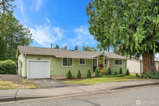 Property photo for 4952 Milwaukee Avenue, Carnation