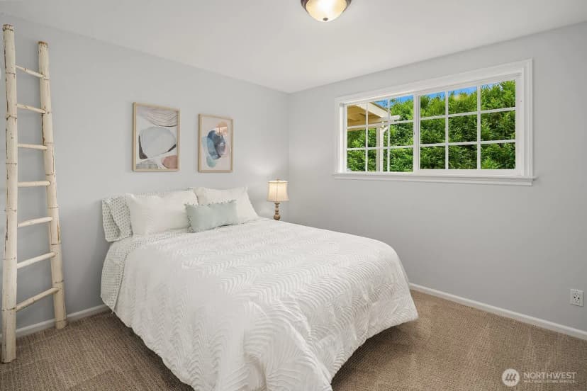 Property photo for 4952 Milwaukee Avenue, Carnation photo 18