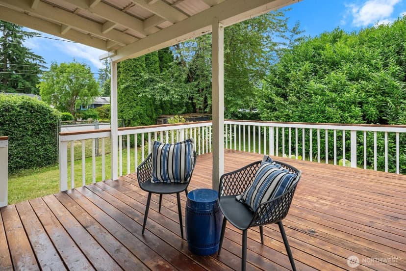 Property photo for 4952 Milwaukee Avenue, Carnation photo 21