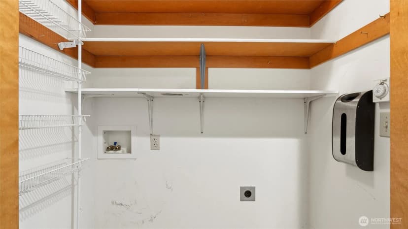Property photo for 102 Se Maple, College Place photo 16