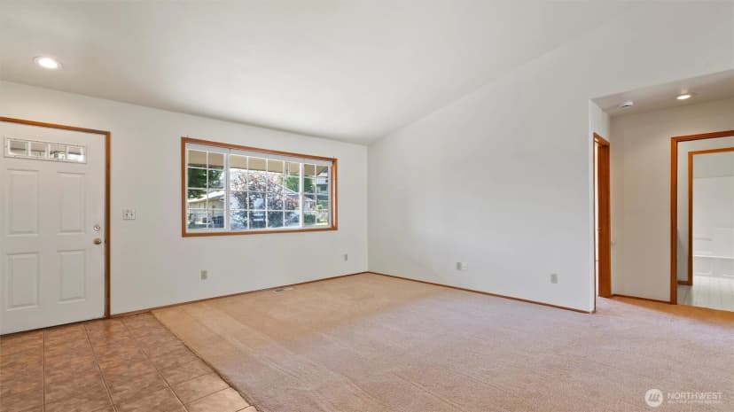 Property photo for 102 Se Maple, College Place photo 5