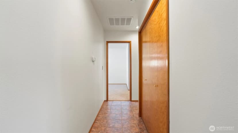 Property photo for 102 Se Maple, College Place photo 15