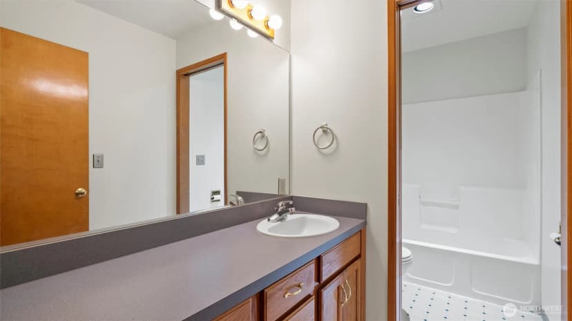 Property photo for 102 Se Maple, College Place photo 24