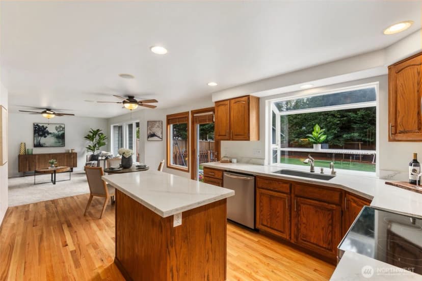 Property photo for 15304 67th Drive Se, Snohomish photo 11