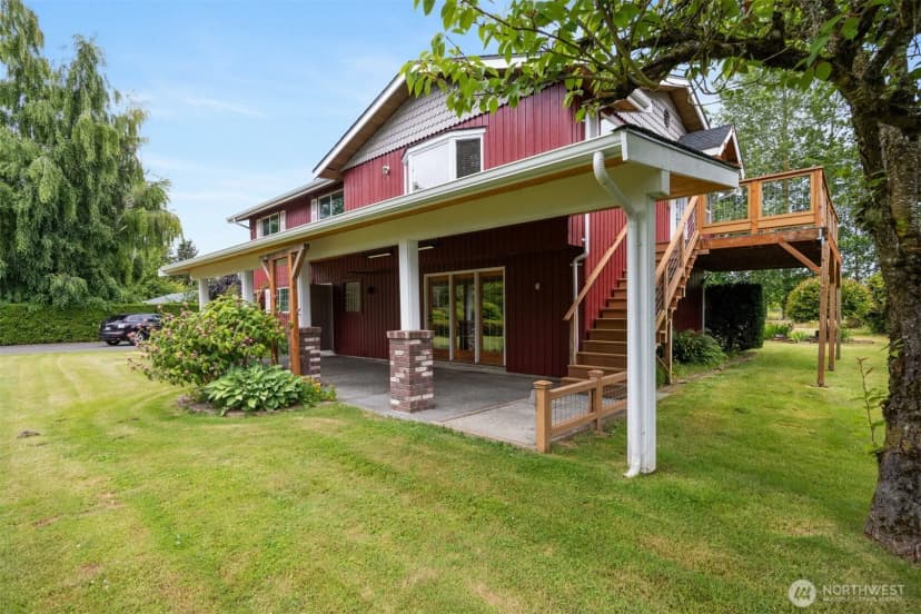 Property photo for 347 W King Tut Road, Bellingham photo 36