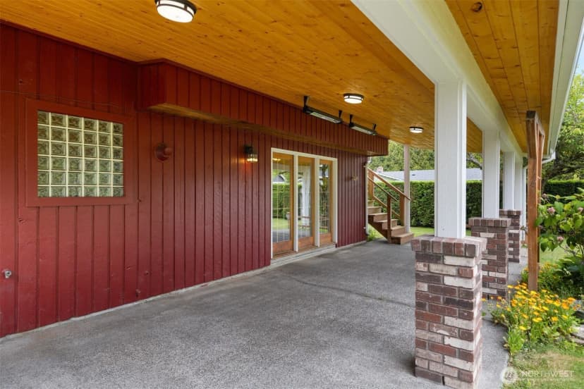 Property photo for 347 W King Tut Road, Bellingham photo 37