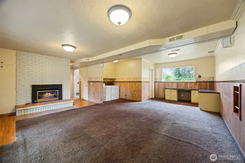 Property photo for 347 W King Tut Road, Bellingham photo 24