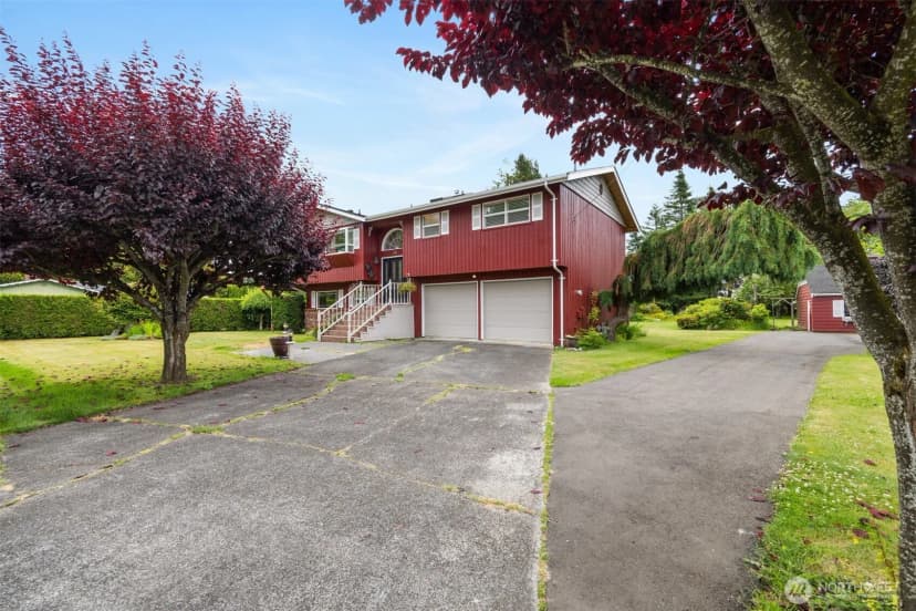 Property photo for 347 W King Tut Road, Bellingham photo 31