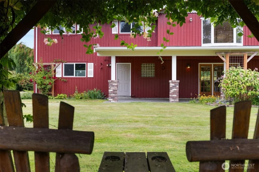 Property photo for 347 W King Tut Road, Bellingham photo 39