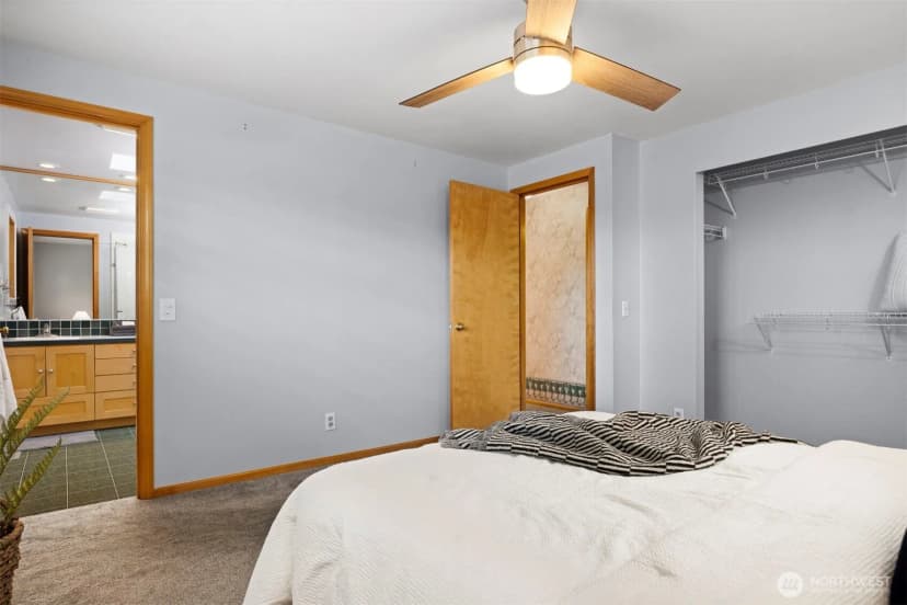 Property photo for 347 W King Tut Road, Bellingham photo 15