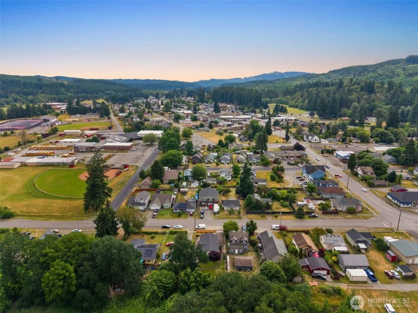 Property photo for 169 Wichman Street N, Tenino photo 40