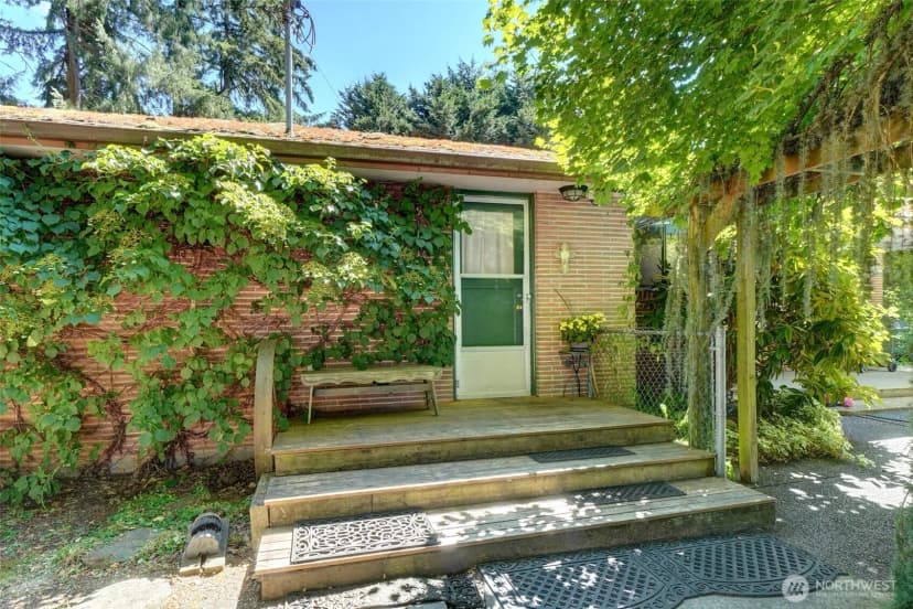 Property photo for 16006 Spanaway Loop Road S, Spanaway photo 3
