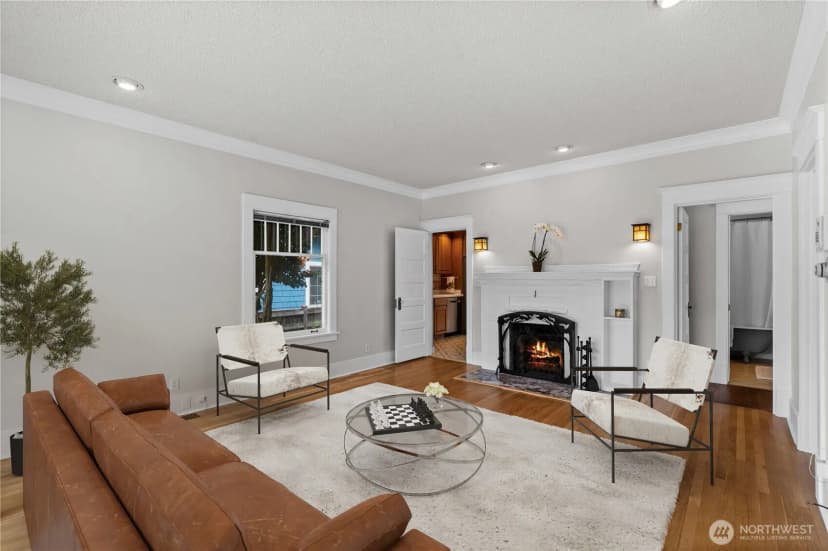 Property photo for 6903 Fauntleroy Way Sw, Seattle photo 6