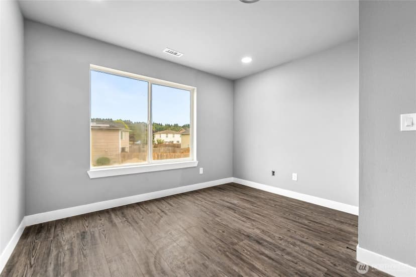 Property photo for 9410 Country Hollow Drive E, Puyallup photo 13