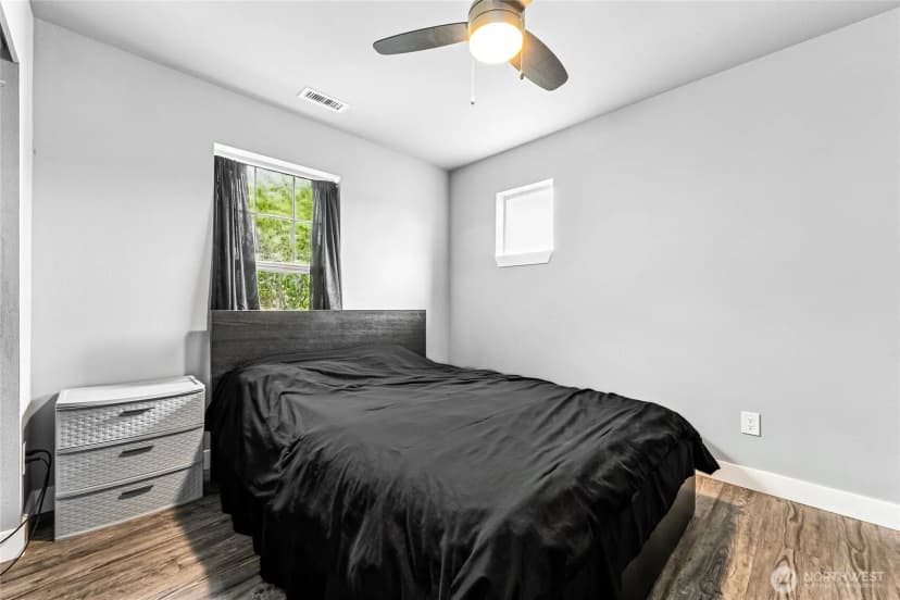 Property photo for 9410 Country Hollow Drive E, Puyallup photo 14