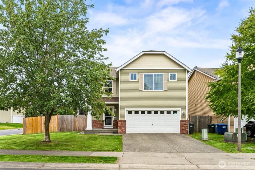Property photo for 9410 Country Hollow Drive E, Puyallup
