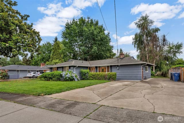 Property photo for 1310 23rd Street Se, Auburn photo 2