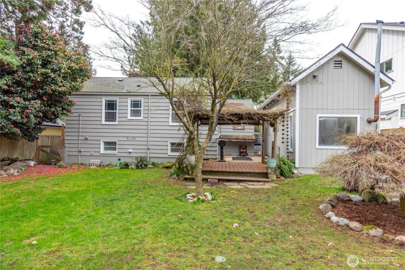 Property photo for 11008 Dayton Avenue N, Seattle photo 31