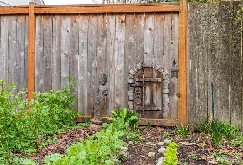 Property photo for 11008 Dayton Avenue N, Seattle photo 33