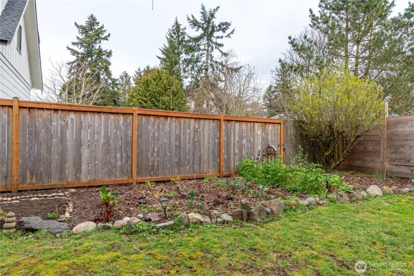 Property photo for 11008 Dayton Avenue N, Seattle photo 32