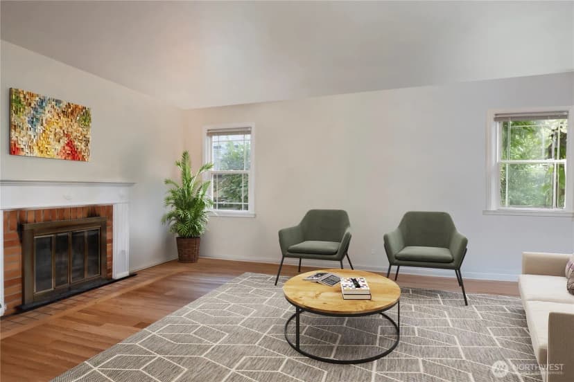 Property photo for 11008 Dayton Avenue N, Seattle photo 9