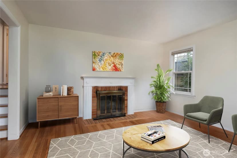 Property photo for 11008 Dayton Avenue N, Seattle photo 6