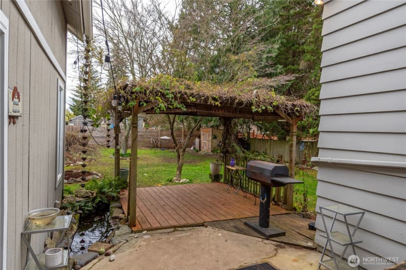Property photo for 11008 Dayton Avenue N, Seattle photo 26