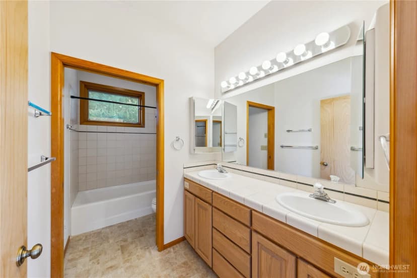 Property photo for 4380 Salmon Run Road, Anacortes photo 27