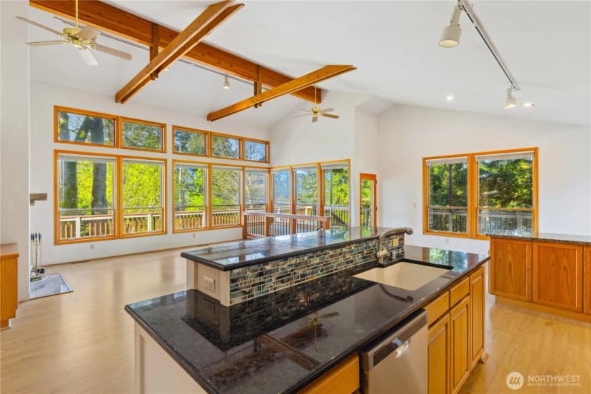 Property photo for 4380 Salmon Run Road, Anacortes photo 18