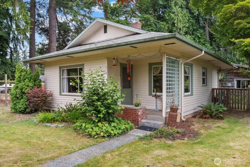 Property photo for 518 Hillcrest Drive, Arlington