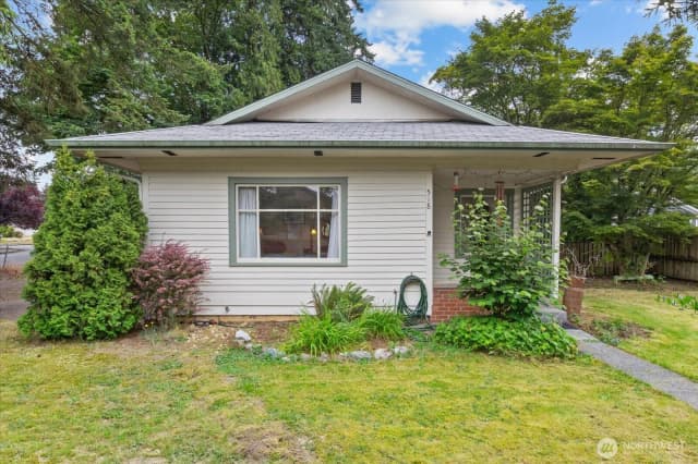Property photo for 518 Hillcrest Drive, Arlington photo 2